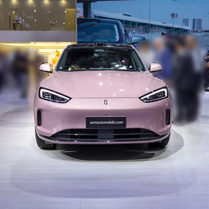 2023 Huawei Aito M5 EV Car